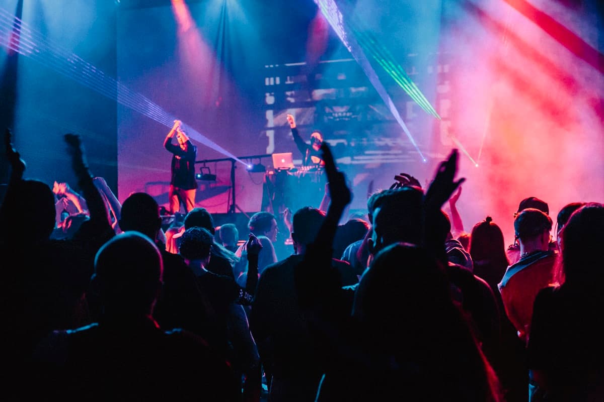 Poolside night party at Sinq Nightclub